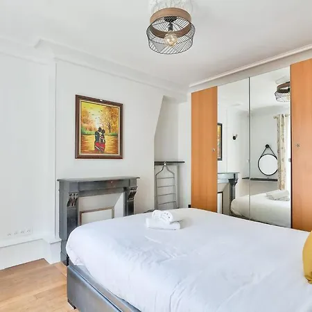 Stunning 1br Flat Near Montmartre Paryż